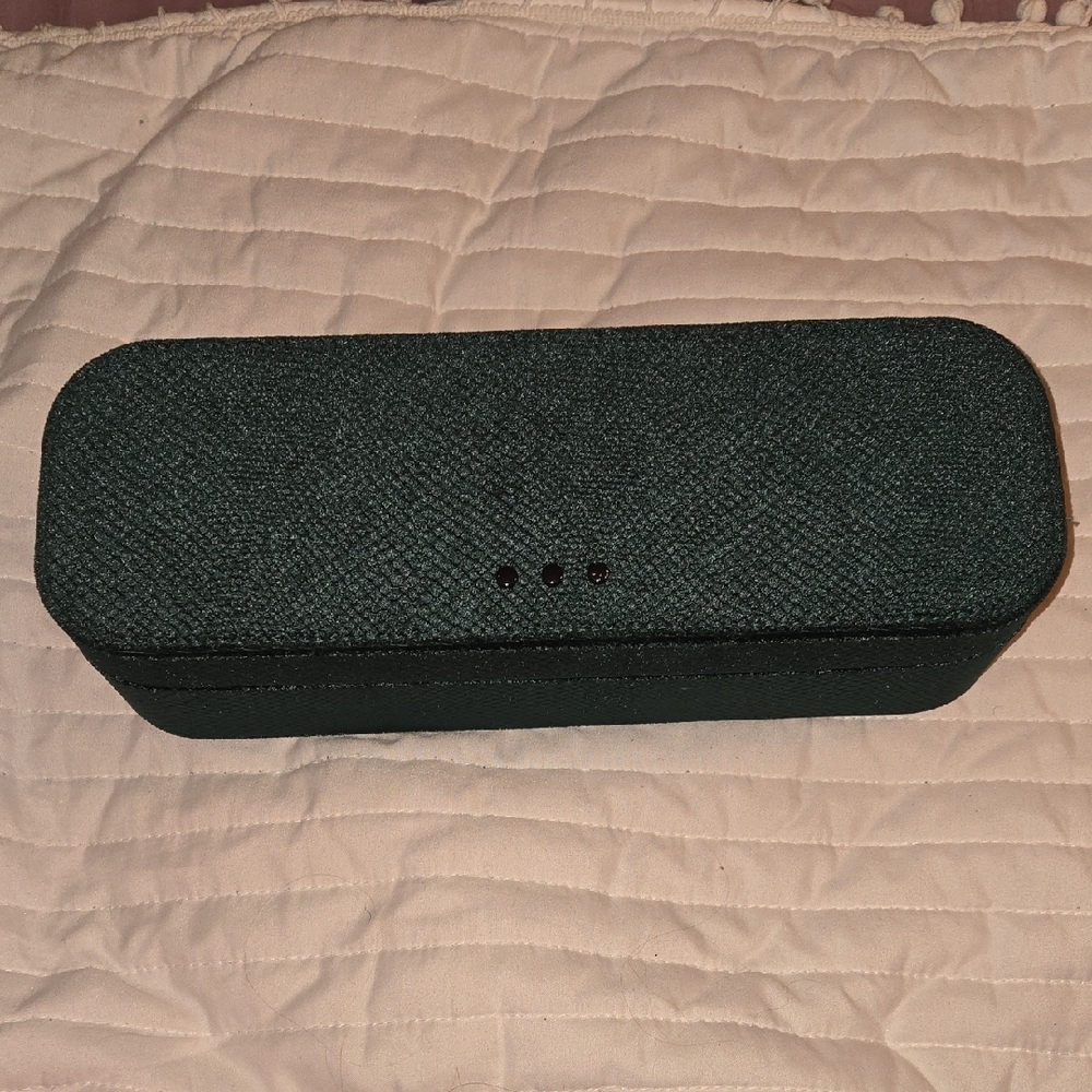 ghd Limited Edition Emerald Green "Desire" Luxury Vanity Case